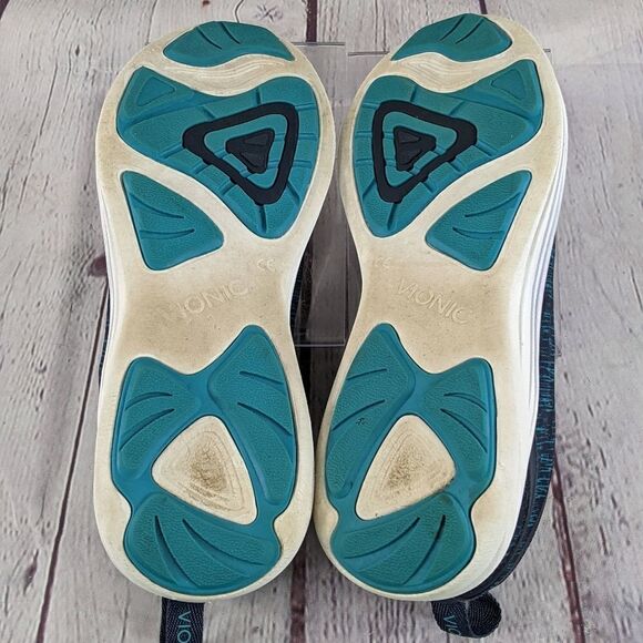 Vionic Agile Fyn Sneakers - Picture 6 of 11